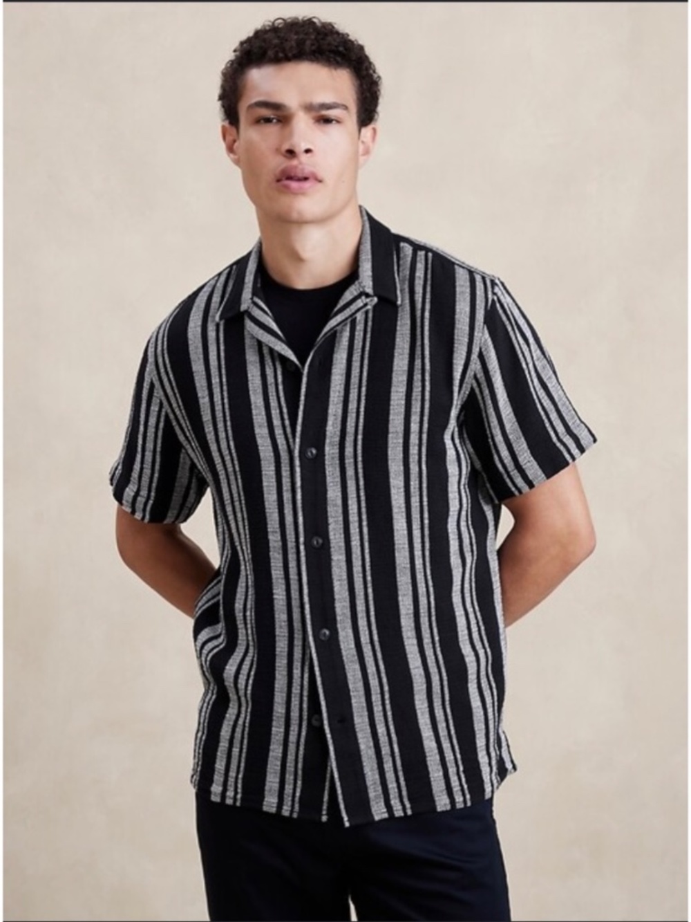 Banana Republic Textured Black Camp Resort Shirt, M